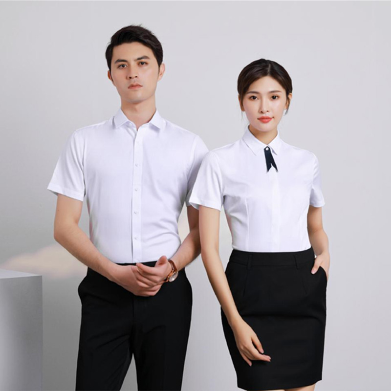  公司職服